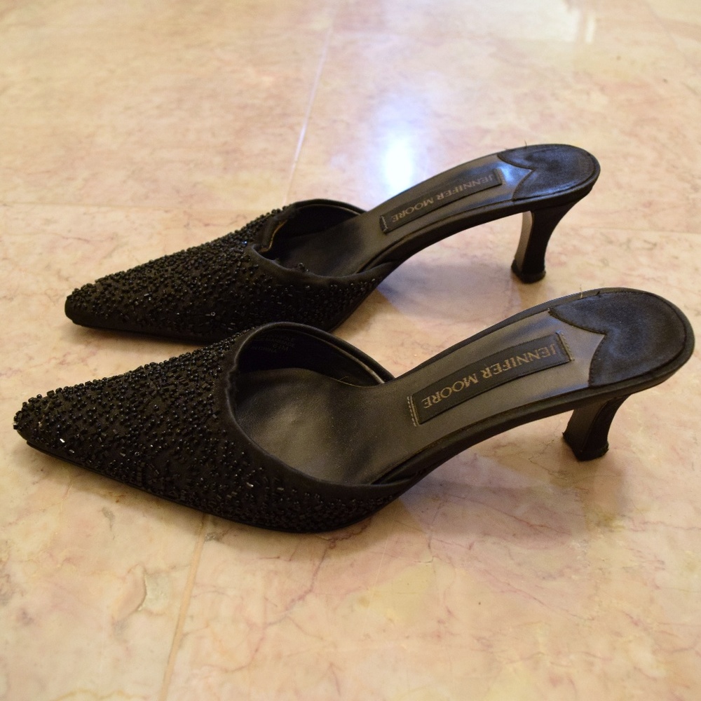 JENNIFER MOORE Black Beaded Pointed Toe Kitten Heels